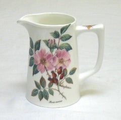 Tea Flower Small Tankard Jug with Rosehip & Elderflower